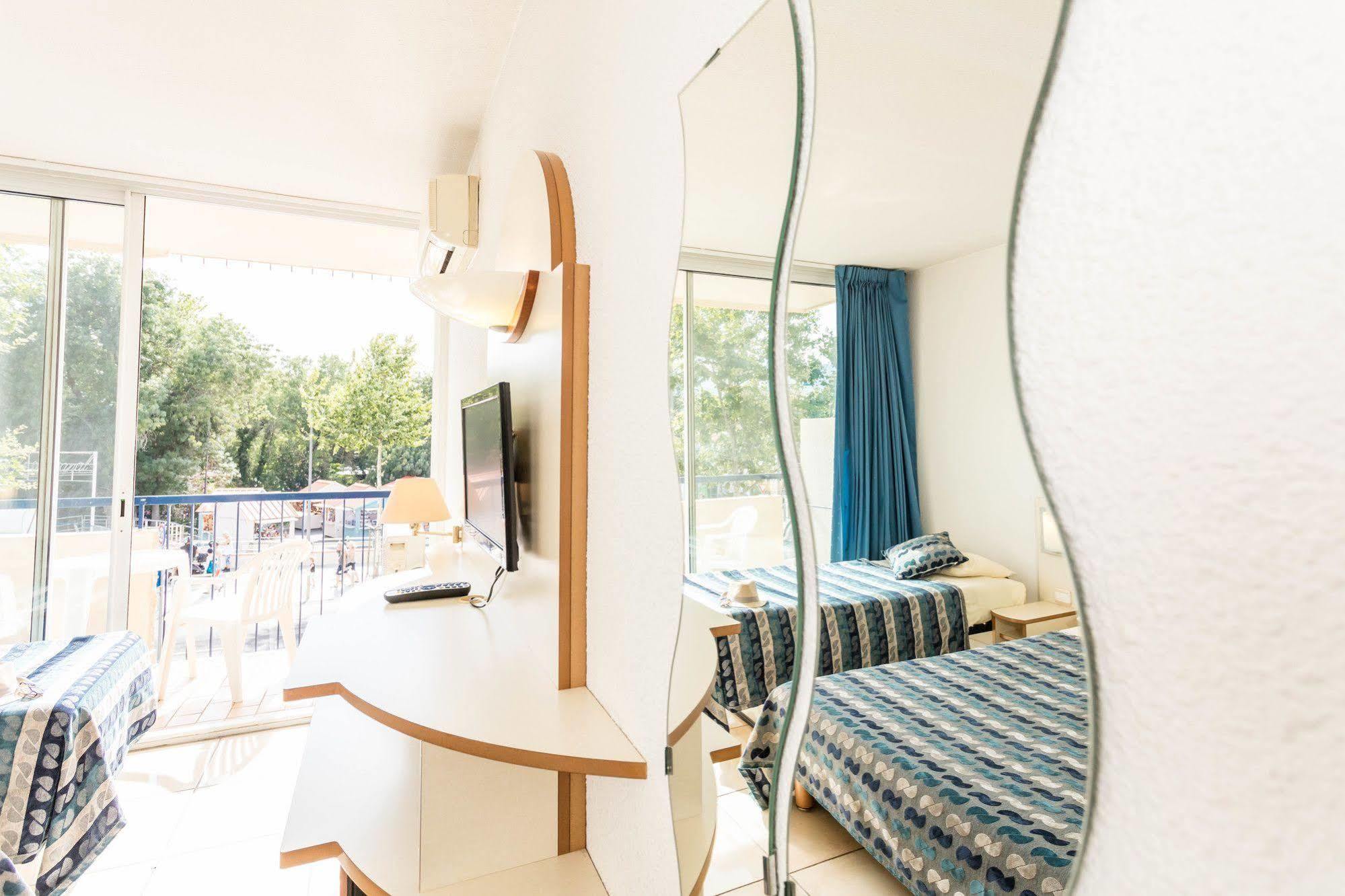 ארגלס-סור-מר Hotel Centre Plage מראה חיצוני תמונה