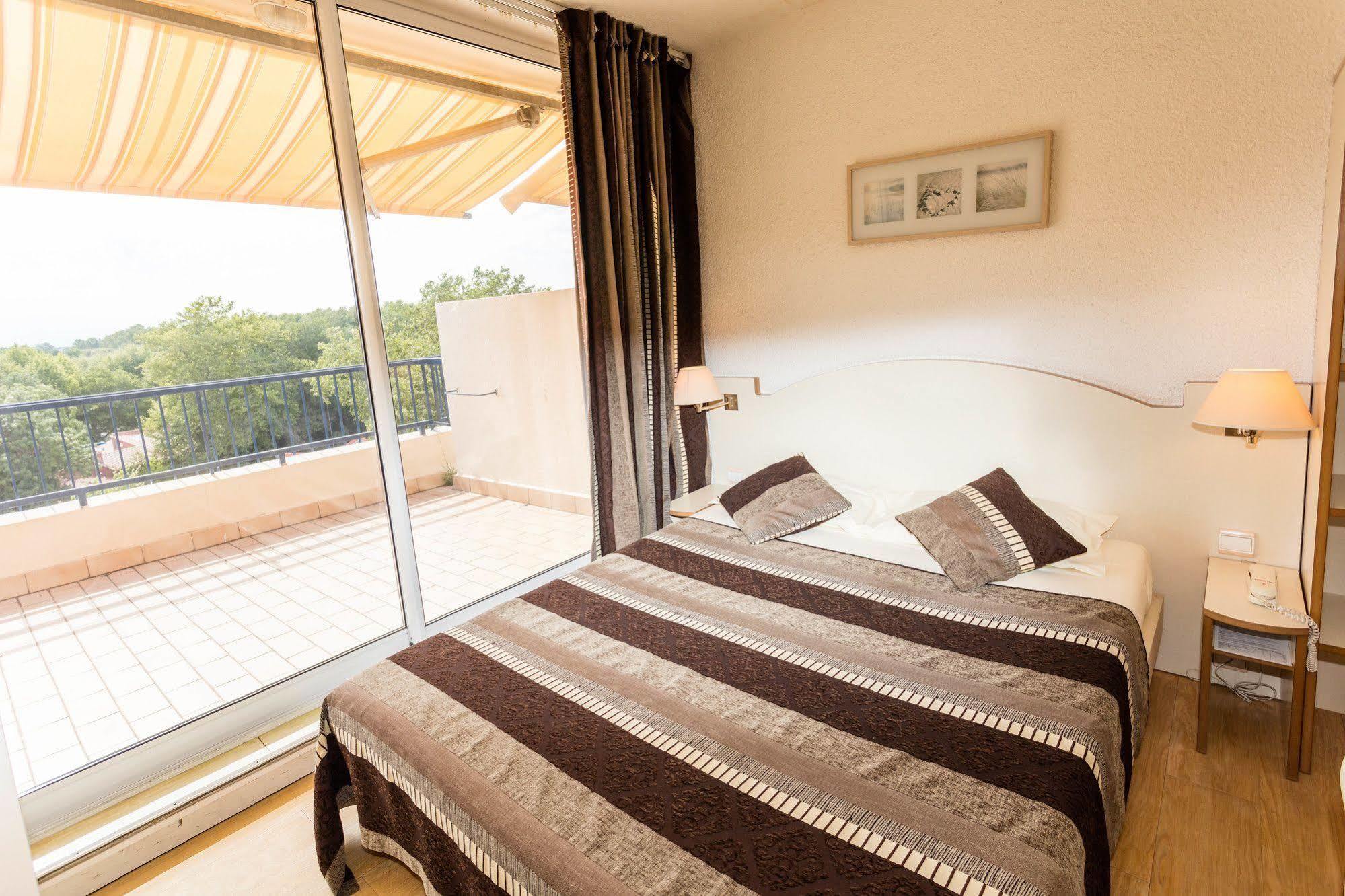 ארגלס-סור-מר Hotel Centre Plage מראה חיצוני תמונה